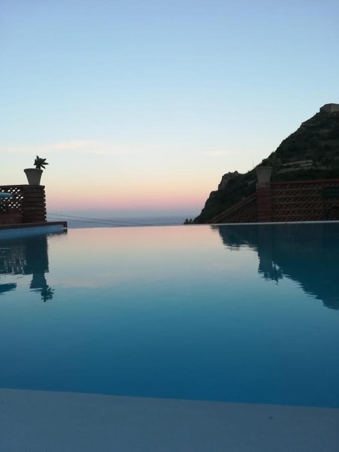 Luxury Suite Terrazze E Vista Mare Taormina Exterior photo